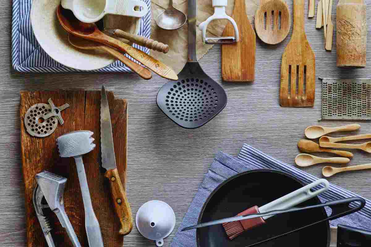 gli utensili inutili in cucina